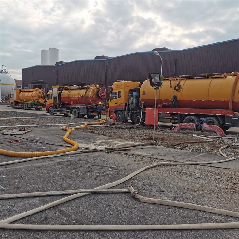 烈山污水池清理